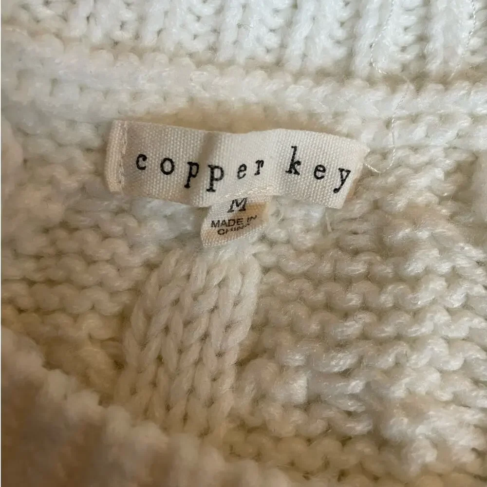 Copper Key Girls Sweater M White Crew Neck Long Sleeve Pullover Open‎ Cable Knit